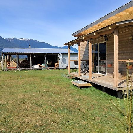 Cabana Del Campo Hornopiren Exteriör bild